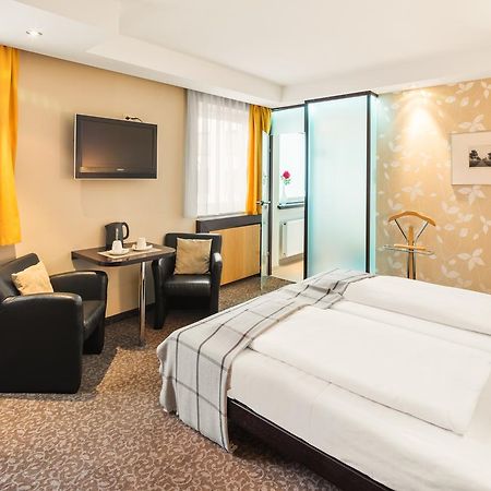 L'Escala Hotel Dreieich Kültér fotó