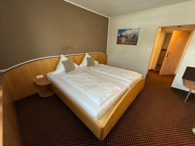 L'Escala Hotel Dreieich Kültér fotó
