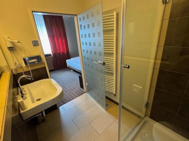 L'Escala Hotel Dreieich Kültér fotó