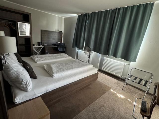 L'Escala Hotel Dreieich Kültér fotó