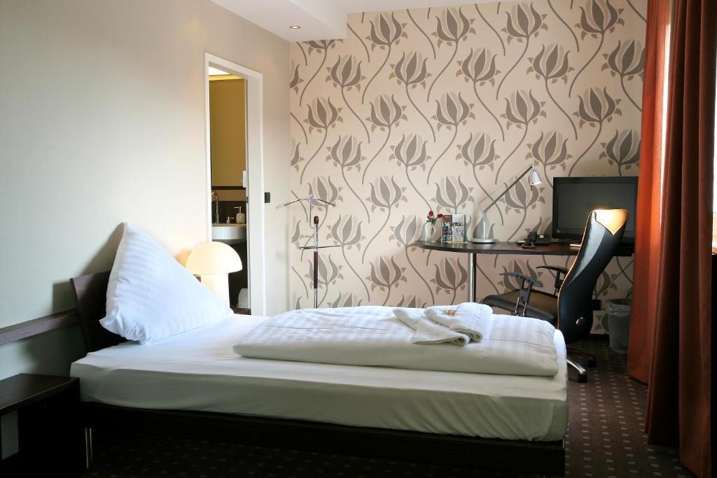 L'Escala Hotel Dreieich Szoba fotó